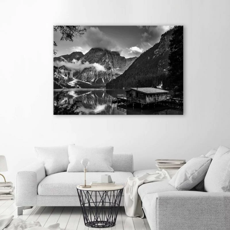 Obraz Deco Panel, Domek nad górskim jeziorem - czarno-biały - obrazek 1