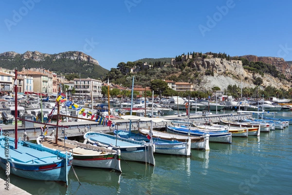 Fototapeta Row of traditional boats in Cassis, France