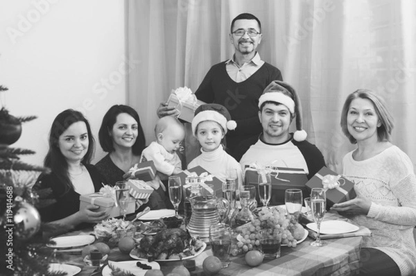 Obraz Big family with Xmas gifts