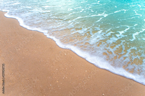 Fototapeta Bubble of Sea wave on the beach