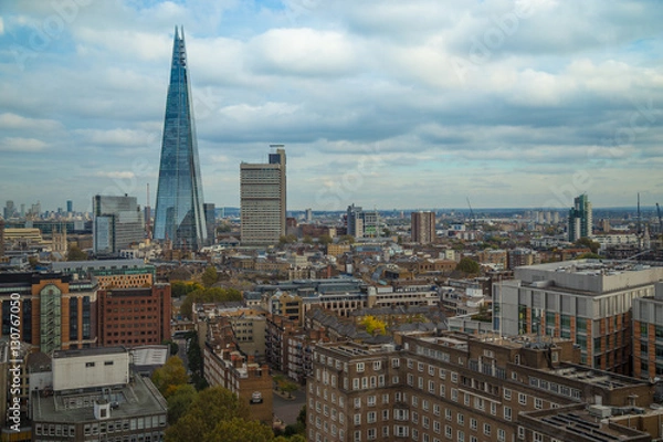 Fototapeta  A good day in London.  Views of London from a height View on The Shard in London  Panorama of London in a clear day