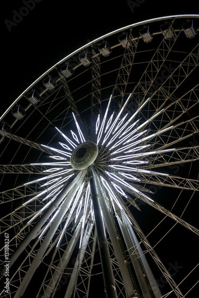 Fototapeta Spinning Ferris Wheel