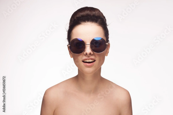 Fototapeta beautiful woman in sunglasses, open mouth