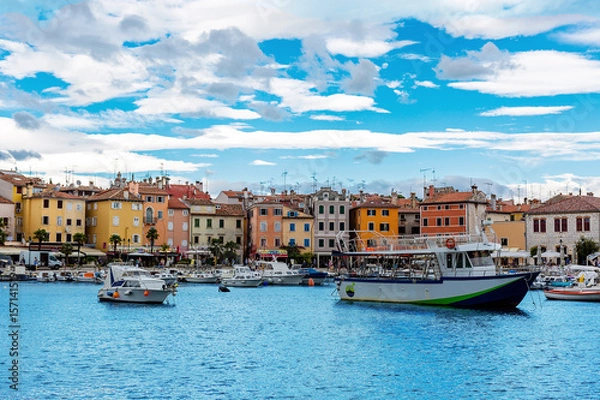 Fototapeta Old city, harbor and fishing boats in Rovinj, Istrian peninsula, Croatia