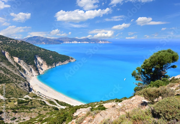 Fototapeta Famous beach Mirtos on Kefalonia island in Greece