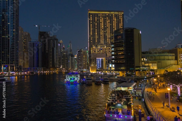 Fototapeta Night view of Dubai Marina, UAE United Arab Emirates