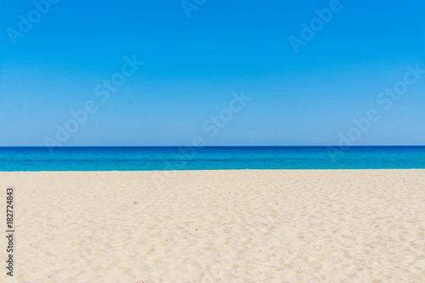 Fototapeta Blue sea and clear sky in Cala Monte Turno