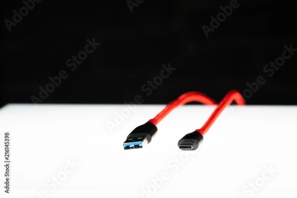 Fototapeta USB Kabel USB C rot