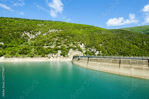 Fototapeta Diga del Lago di Fiastra (MC)