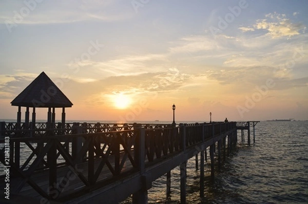 Obraz a jetty during sunrise