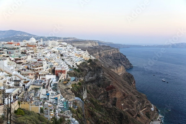 Fototapeta Panorama di Fira dopo il tramonto Grecia Santorini 