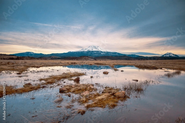 Fototapeta Mount Shasta | Reflections on the Water