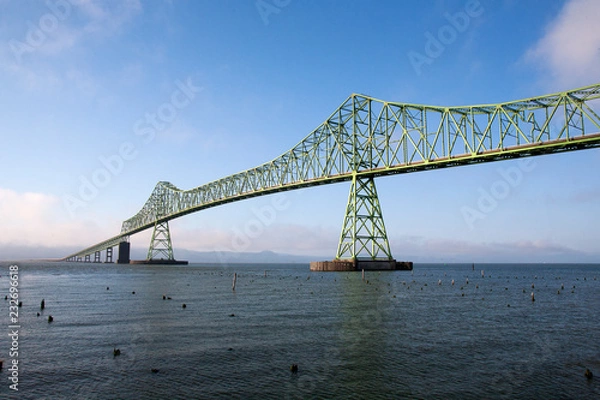 Fototapeta bridge in astoria