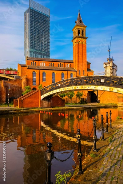 Fototapeta Castlefield, inner city conservation area in Manchester, UK