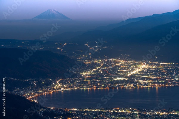 Fototapeta 高ボッチ高原の夜景と富士山（日本の絶景）