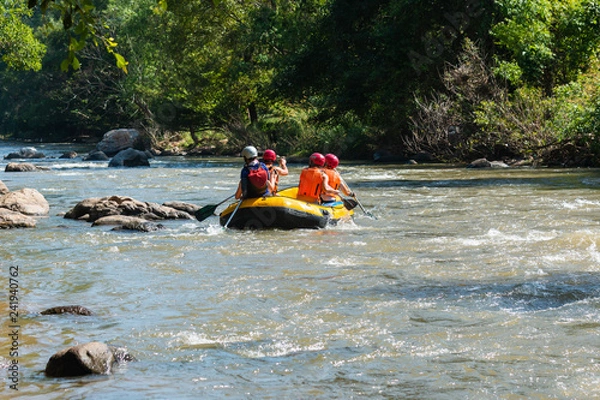 Fototapeta Rafting,Adventure travel, adventure, rafting the Mae Taeng, Chiang Mai, Thailand, December 11 2018.