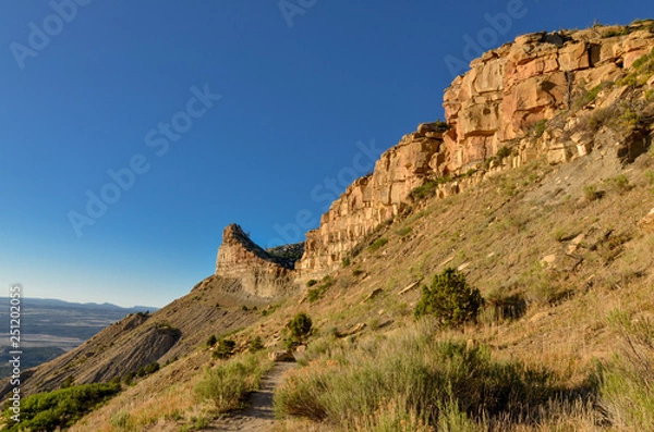 Fototapeta The Knife Edge rocks at sunset in Mesa Verde National Park (Montezuma county, Colorado)