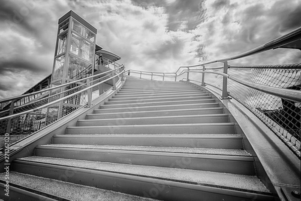 Fototapeta Passerelle médiathèque Angouleme