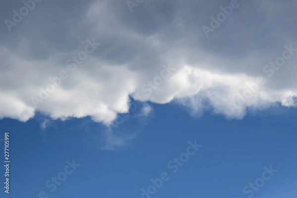 Fototapeta Düstere dunkle Wolken am Himmel - Regenwolken - Wolkendecke