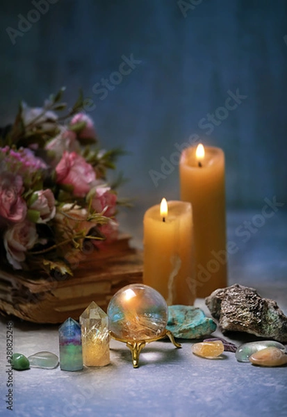 Fototapeta crystal minerals and candles for relaxation, meditation. Rock crystal, fluorite, citrine. Crystal Ritual, Witchcraft, Crystal Layout for Relaxing Chakra, Healing stones. soft focus 