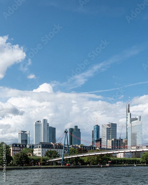 Fototapeta Sunny day in Frankfurt Main, Germany