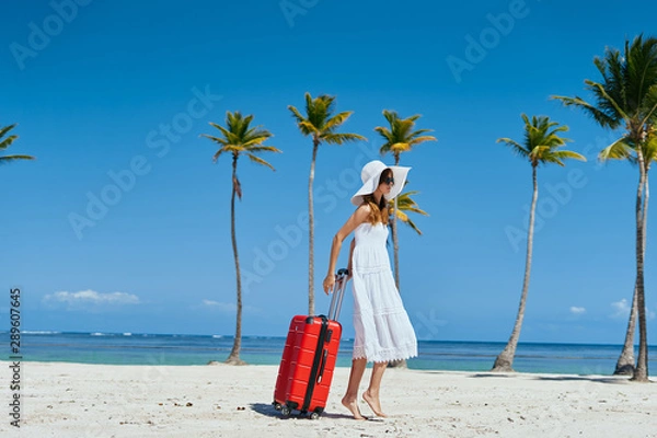 Fototapeta woman on the beach