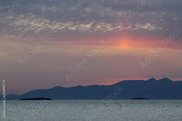 Fototapeta Seascape at sunset. Seaside town of Turgutreis and spectacular sunsets