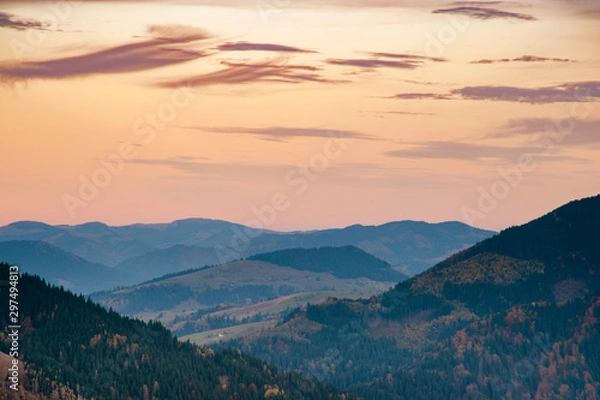 Fototapeta beautiful golden autumn in the mountains. natural background. autumn landscape