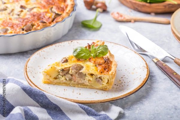 Fototapeta Homemade quiche lorraine with chiken, mushrooms, cheese. top view. Cooking. Spices, butter.  Tart.