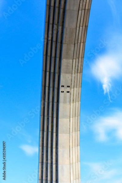 Fototapeta People Friendship or nations friendship arch in a Kiev, Ukraine.