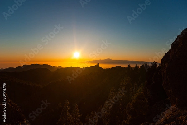 Fototapeta Widok od szczytu śniegu na Gran Canaria do Mount Teide na Teneryfe