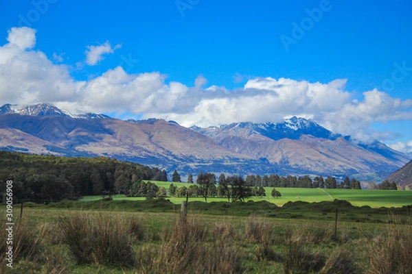 Fototapeta countryside in Paradise, near Queenstown, South Island, New Zealand