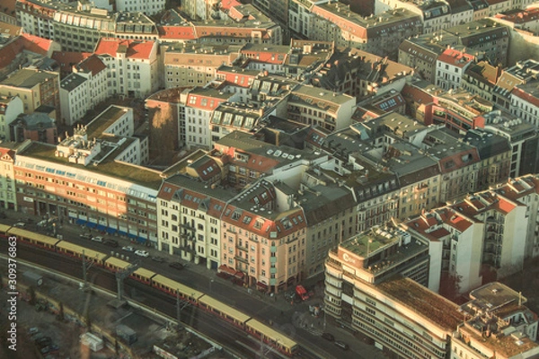 Fototapeta Typisch Berliner Wohnquartier (Dircksenstraße)