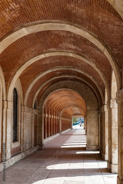 Fototapeta It's Arch of the Royal Palace of Aranjuez (Palacio Real), a residence of the King of Spain, Aranjuez, Community of Madrid, Spain. UNESCO World Heritage