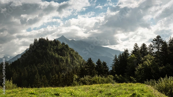 Fototapeta Landscape of the Regional Park Gruyère Pays-d'Enhaut, Switzerland 