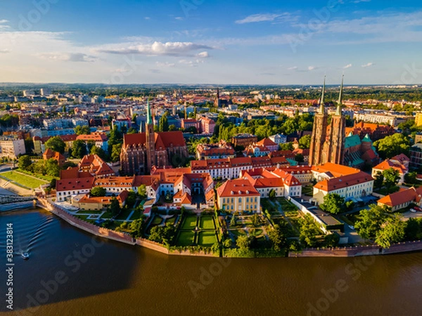 Fototapeta Aerial panoramic view of Wroclaw old town and Cathedral on the shore of Odra