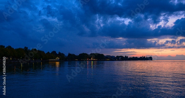 Fototapeta Sonnenuntergang in Bregenz am Bodensee