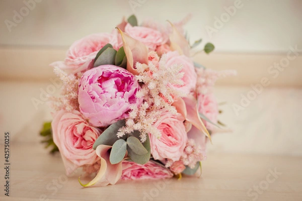 Fototapeta Tender Bride's bouquet with delicate tea roses