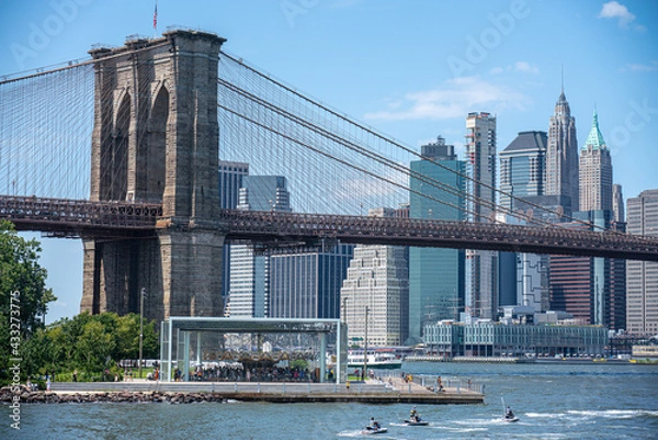 Fototapeta Brooklyn Bridge with Carousel