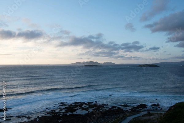 Fototapeta Cíes Islands National Park from the Bay of Baiona, Pontevedra