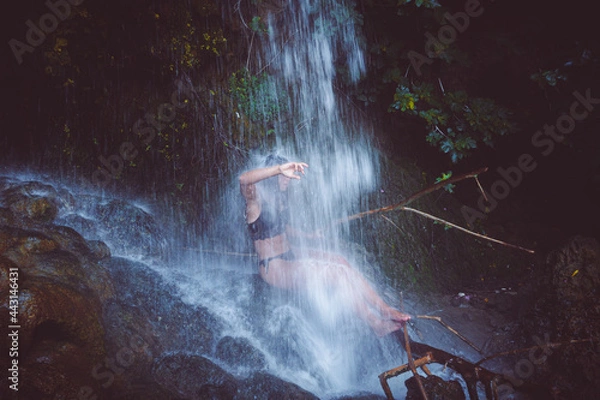 Fototapeta person in the water