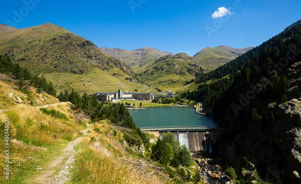 Fototapeta Picturesque view over green Vall de Nuria valley in Pyrenees mountains, Catalonia, Spain..