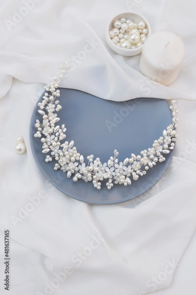 Obraz wedding hair accesory with white flowers for bride. jewelry for bride. headpiece for bride. tiara