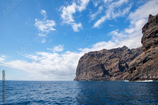 Fototapeta Maestose scogliere gigante Los Gigantes vulcanico,Tenerife mountains
