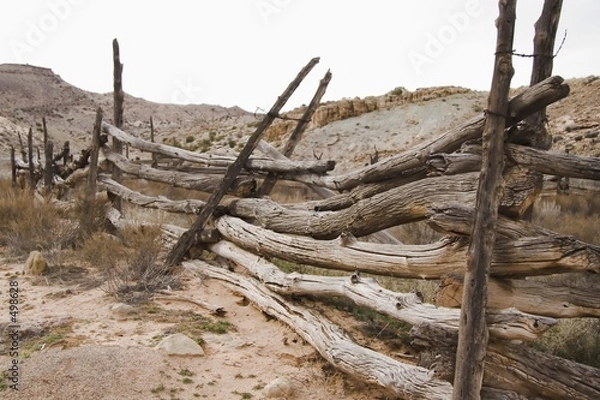 Fototapeta old post fence