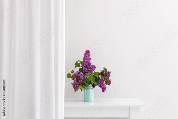 Obraz Charming bouquet of blooming lilac in vase on grey