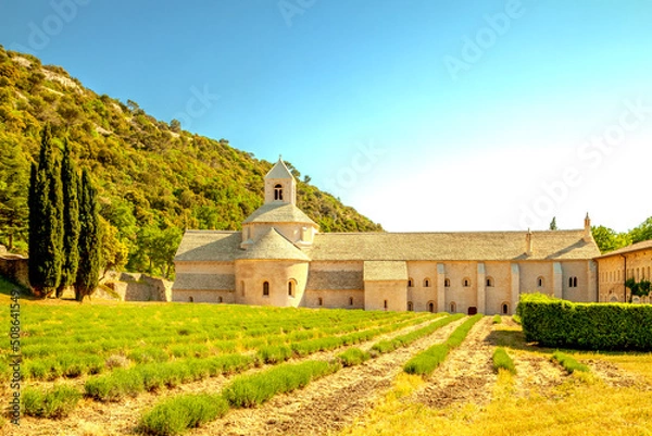 Fototapeta Abtei von Sénanque, Gordes, Frankreich