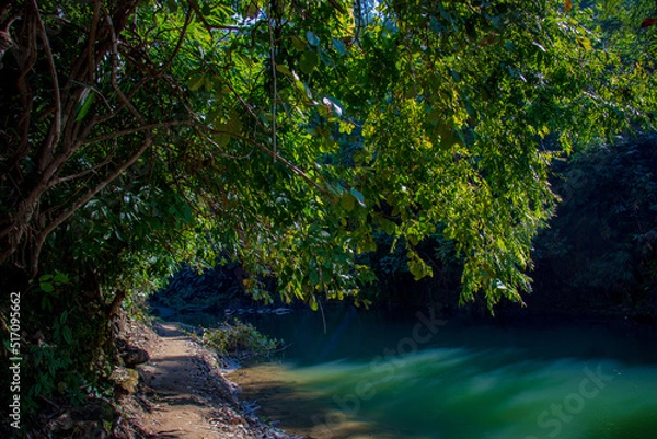 Fototapeta A beautiful landscape of the Debotakhum trail, Bandarban