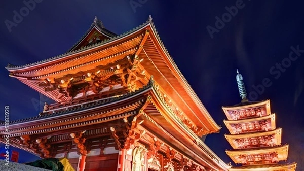 Fototapeta Sensoji Temple in Tokyo