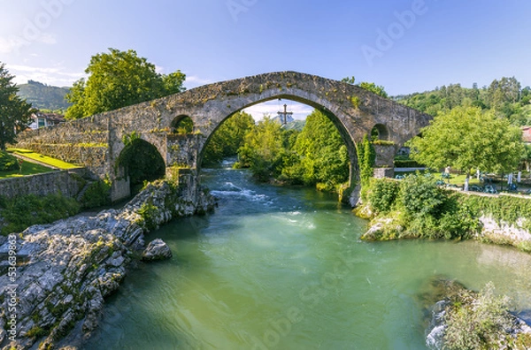 Obraz Roman Stone Bridge w Cangas de Oman